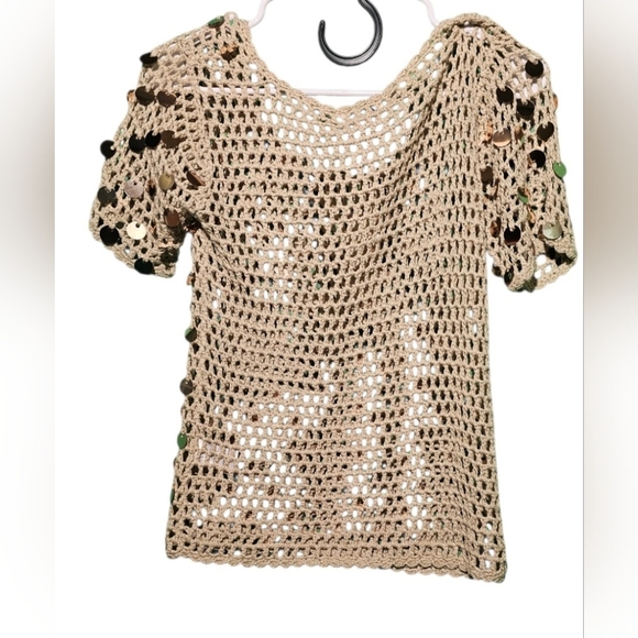 Molly Bracken Tan Sequin Crochet Blouse NWT XS PTP 17 - Picture 7 of 8